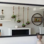 1 Bed Apartment In Ravenscourt Park